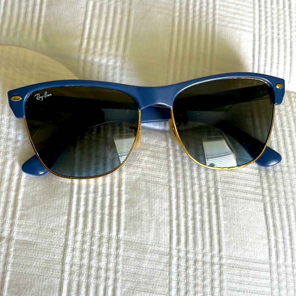 Ray-ban sunglasses- Authentic
